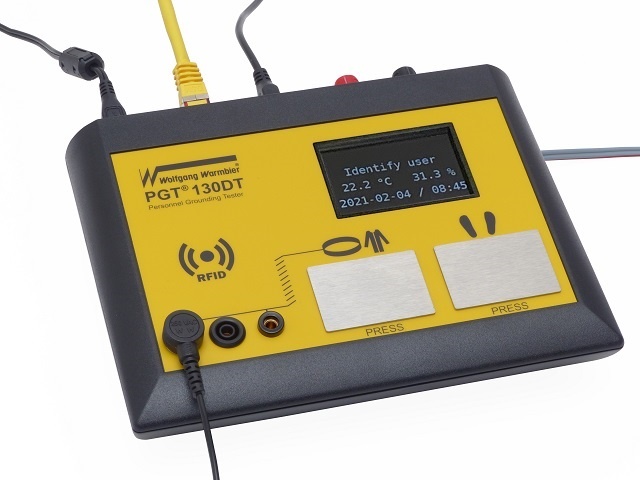 PGT130DT Tester PGT130.DT s deskou